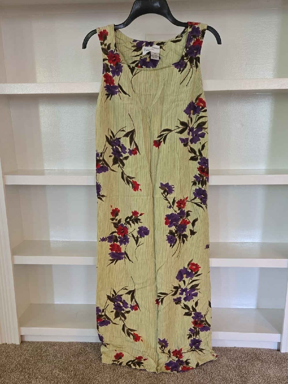 Betsy Lauren Sleeveless Floral Maxi Dress Light Green with Purple & Red Blooms
